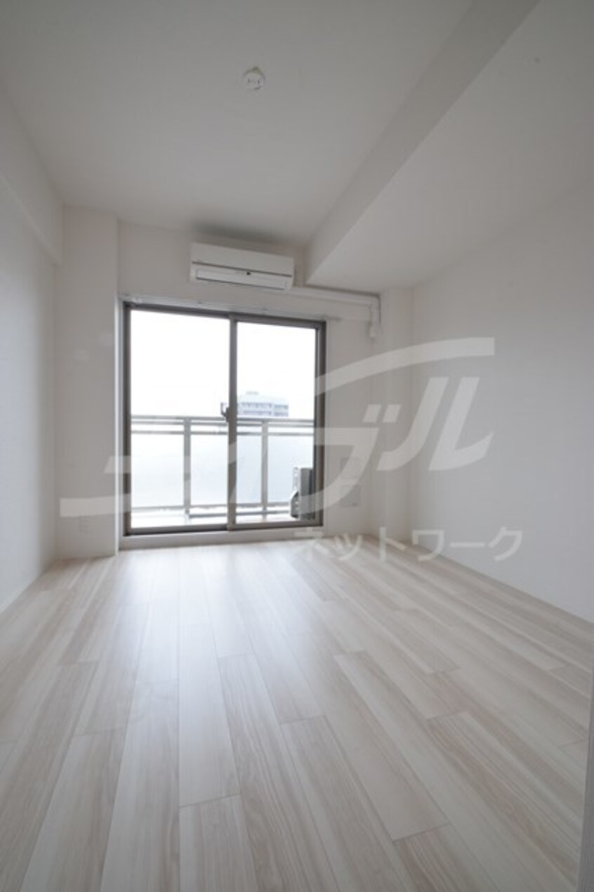  エスリード江坂アルテリア