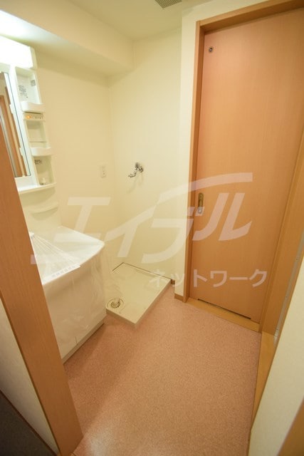  大阪メトロ御堂筋線/江坂駅 徒歩8分 9階 築22年