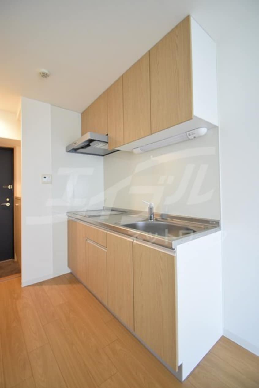  アールエスフラッツ