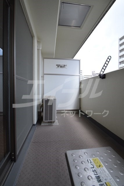  アールエスフラッツ