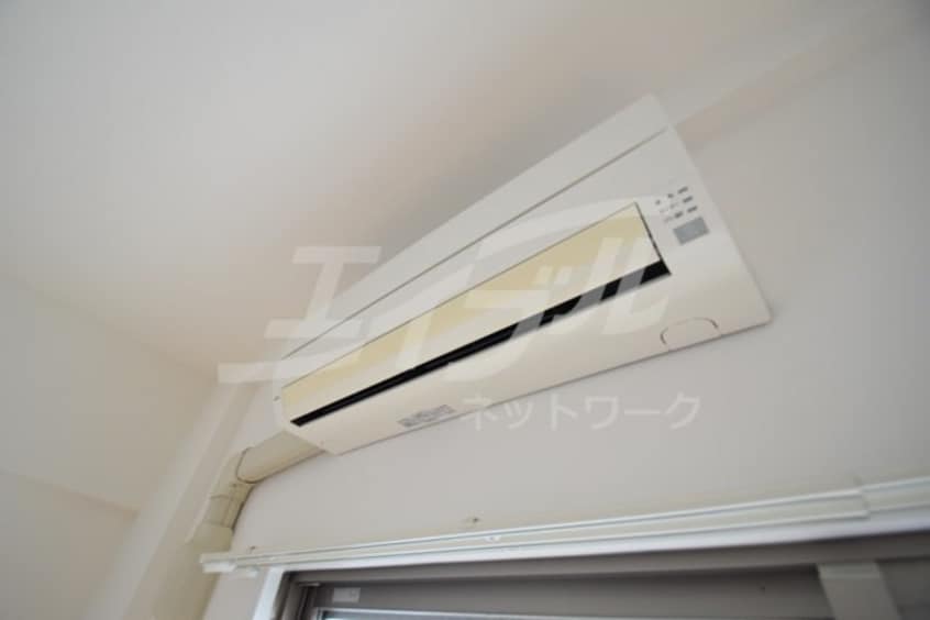  アールエスフラッツ