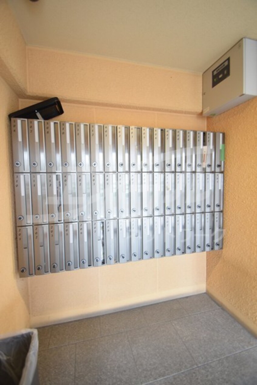  アーデン千里中央