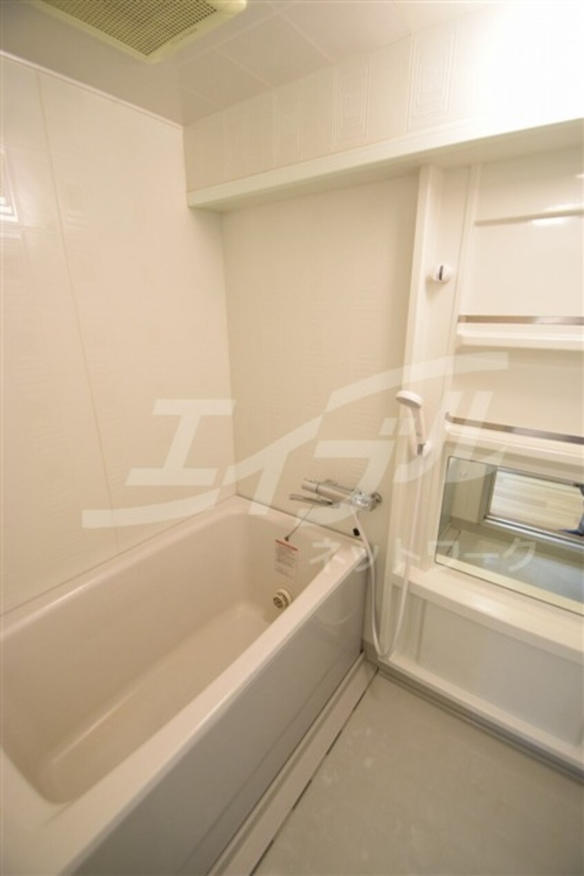  阪急千里線/南千里駅 バス10分佐井寺北下車:停歩3分 2階 築28年