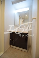  エフ　レジデンス