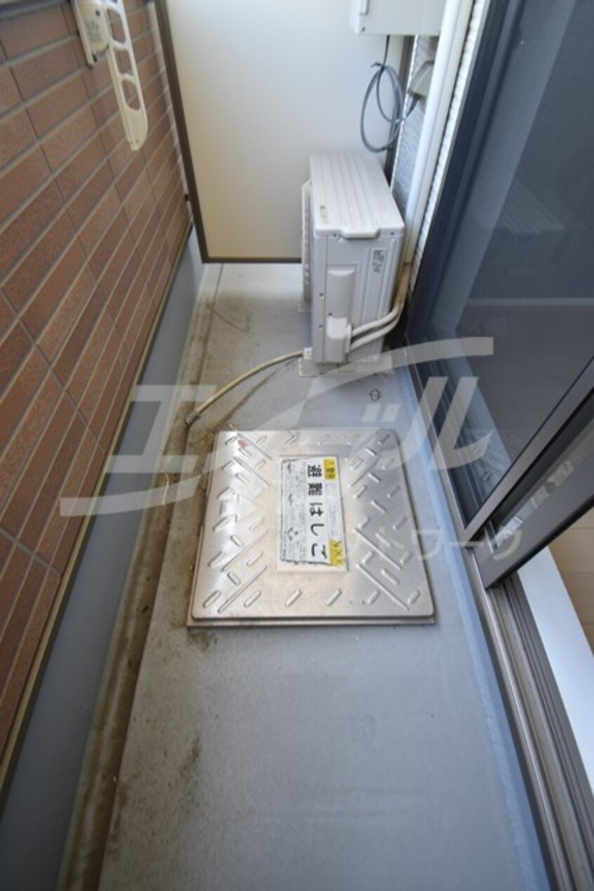  東海道本線<琵琶湖線・JR京都線>/吹田駅 徒歩9分 1階 築9年