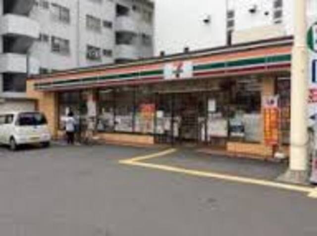 セブンイレブン吹田片山1丁目店(コンビニ)まで575m※セブンイレブン吹田片山1丁目店 東海道本線<琵琶湖線・JR京都線>/吹田駅 徒歩9分 1階 築9年