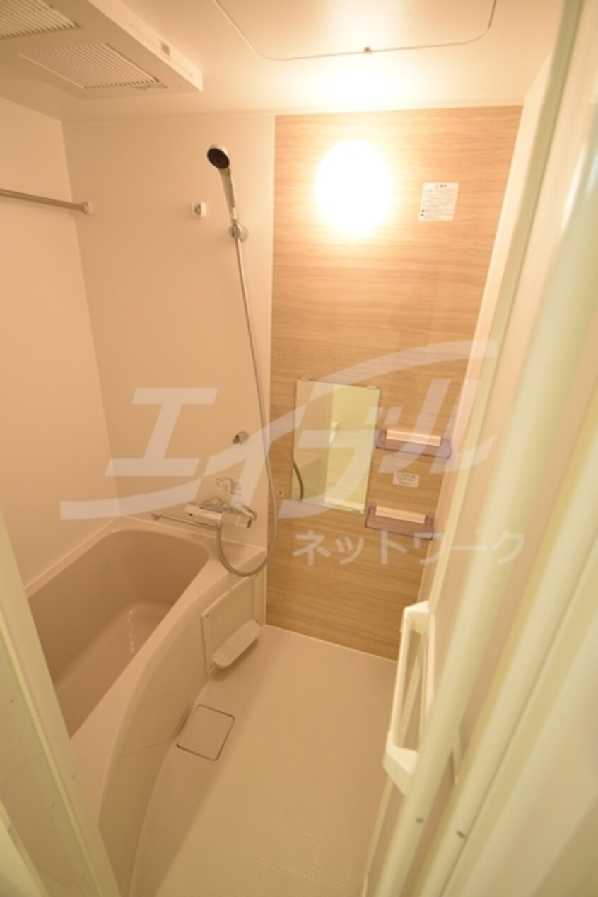  アドバンス江坂東コンフィ