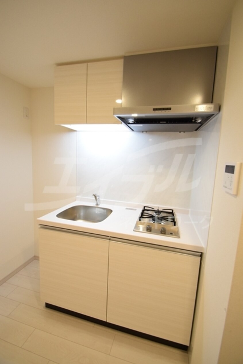  アドバンス江坂東コンフィ