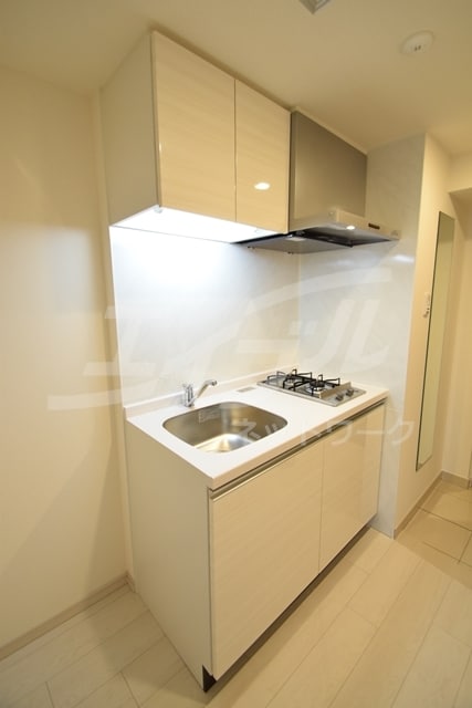  アドバンス江坂東コンフィ