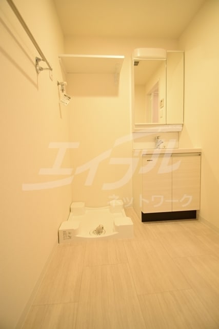  アドバンス江坂東コンフィ