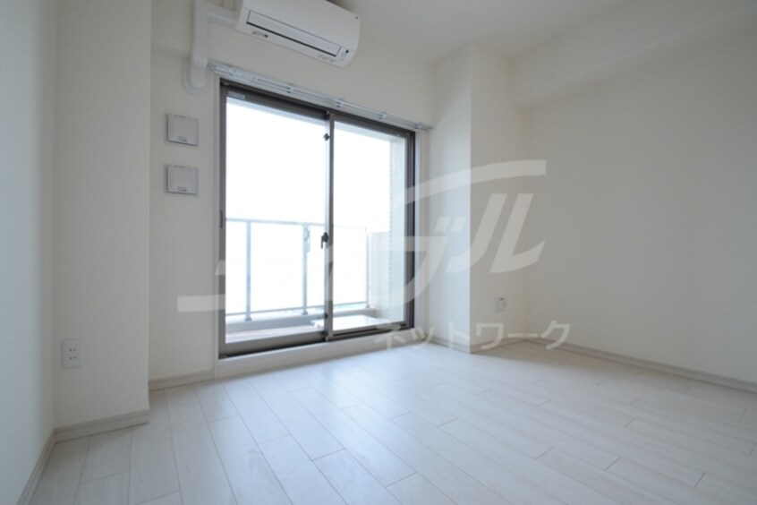  アドバンス江坂東コンフィ