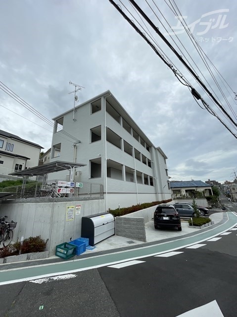  エフ　ヒルサイドテラス