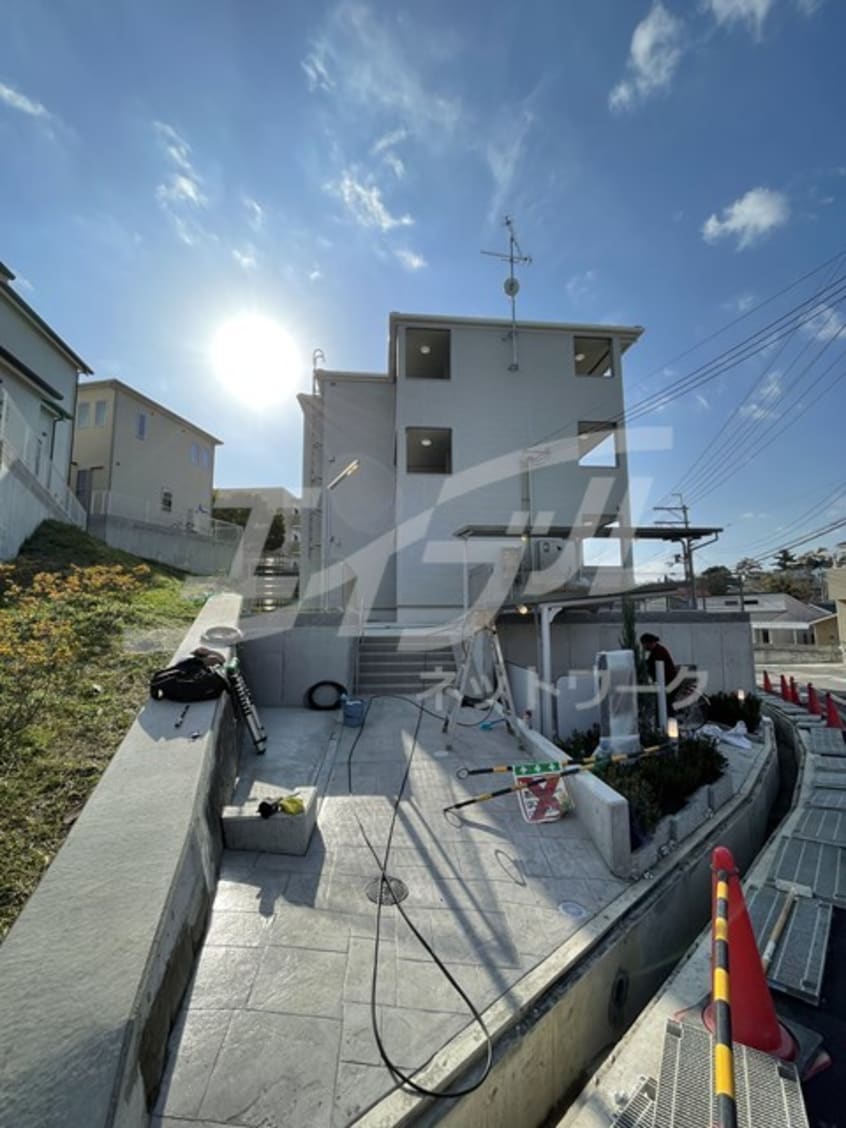  エフ　ヒルサイドテラス