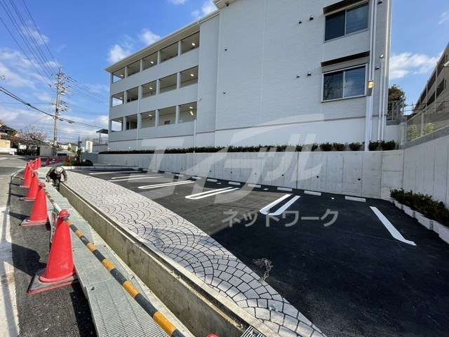  エフ　ヒルサイドテラス