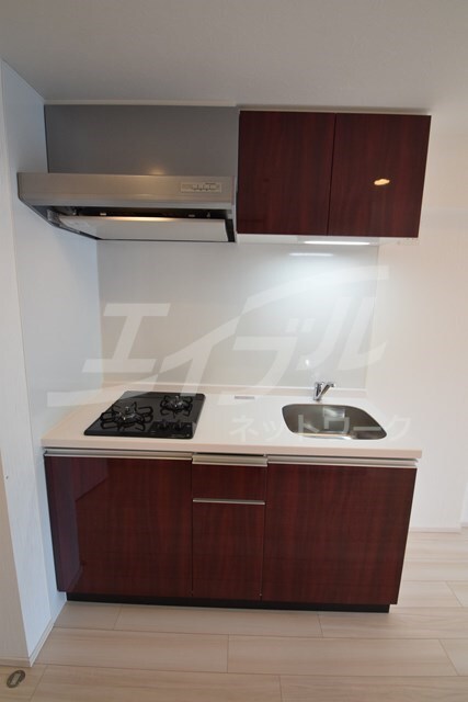  プレジオ江坂ROUGE