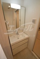  プレジオ江坂ROUGE