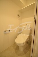  大阪メトロ御堂筋線/江坂駅 徒歩2分 2階 築3年