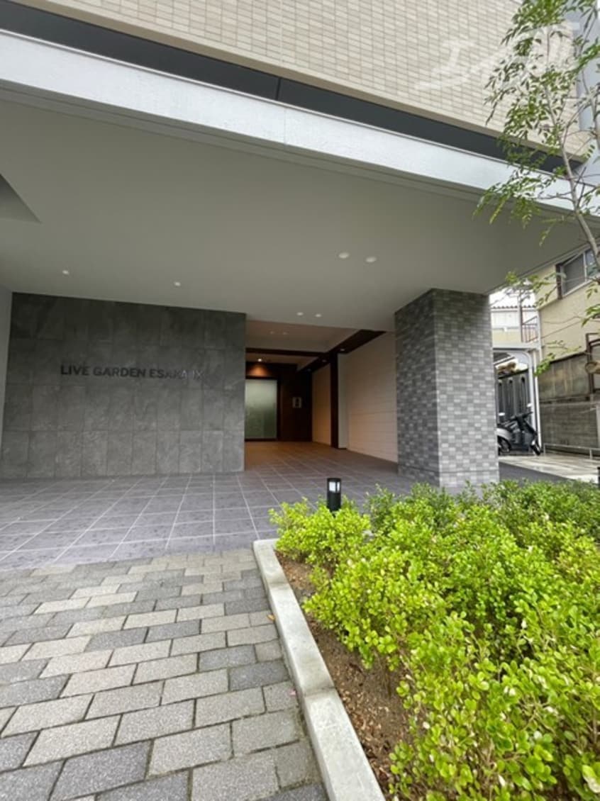  ライブガーデン江坂Ⅸ