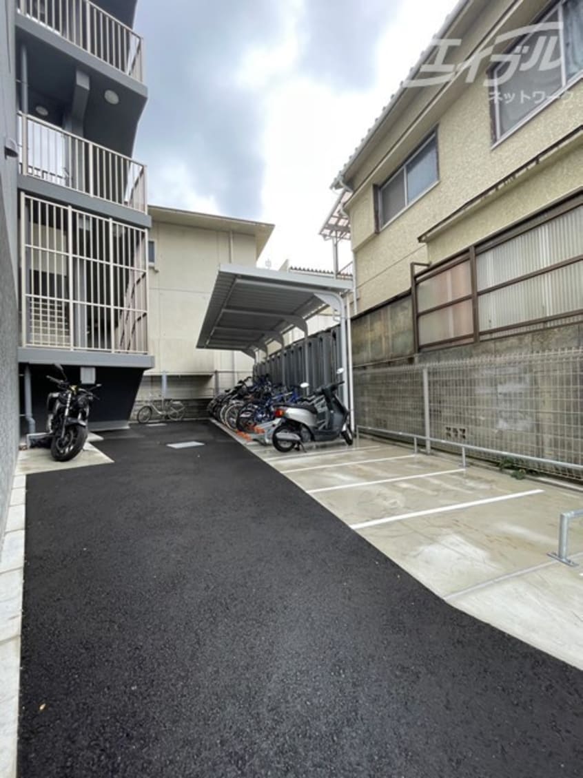  ライブガーデン江坂Ⅸ