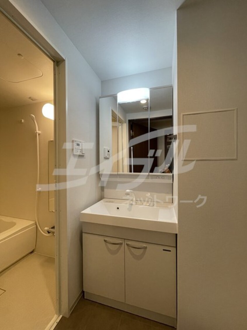  ライブガーデン江坂Ⅸ