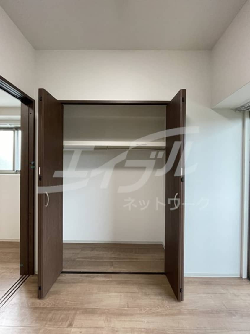  ライブガーデン江坂Ⅸ