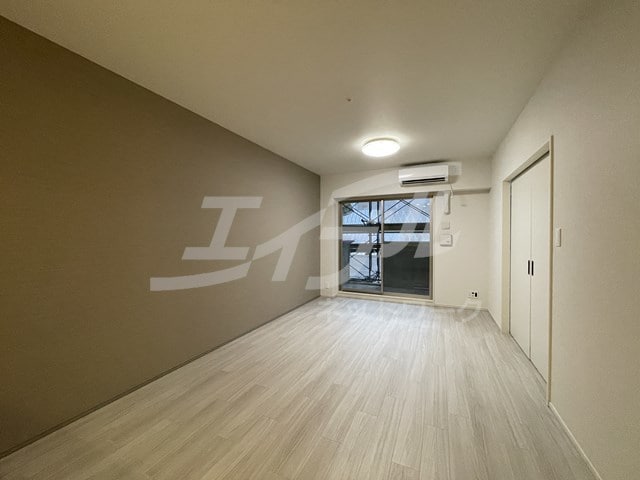  スプランディッド江坂DUE