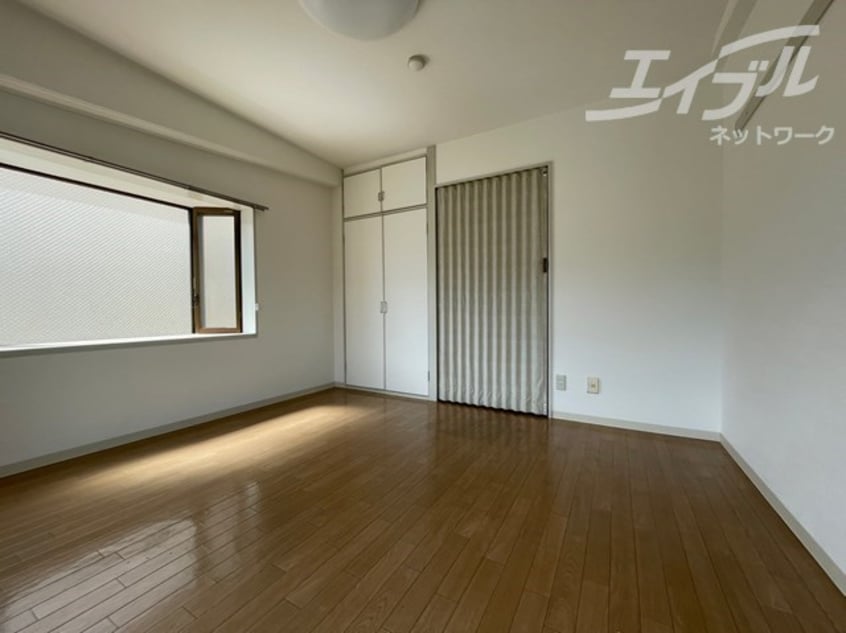  北大阪急行電鉄南北線/緑地公園駅 徒歩5分 4階 築37年