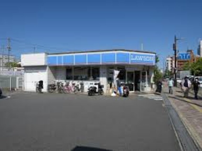 ローソン吹田片山2丁目店(コンビニ)まで531m※ローソン吹田片山2丁目店 ヴィラ山口