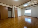  大阪メトロ御堂筋線/江坂駅 徒歩13分 2階 築45年