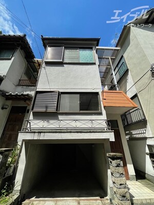 円山町貸家