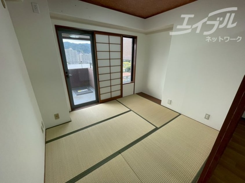  箕面サウンドヒルズ