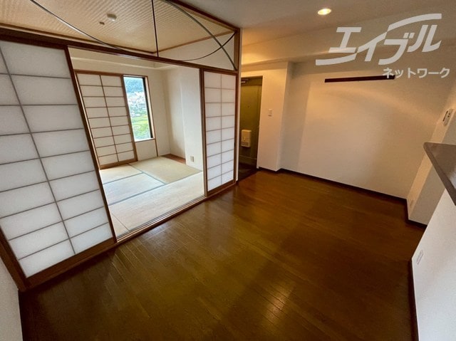  箕面サウンドヒルズ