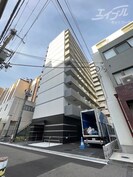 大阪メトロ御堂筋線/江坂駅 徒歩6分 11階 築浅の外観