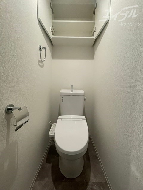  大阪メトロ御堂筋線/江坂駅 徒歩6分 11階 築1年