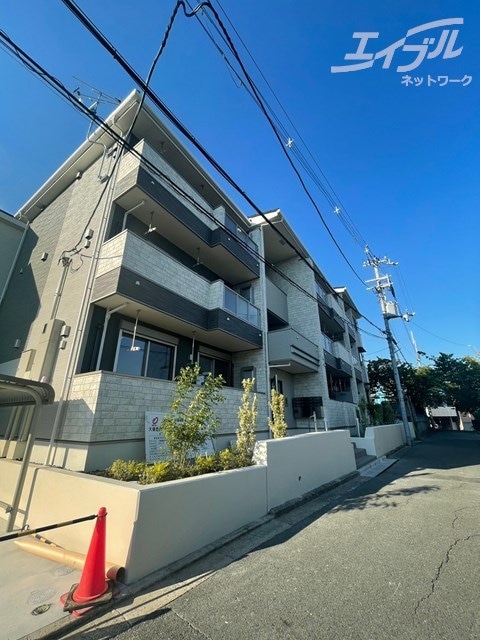  阪急千里線/千里山駅 徒歩20分 1階 築1年