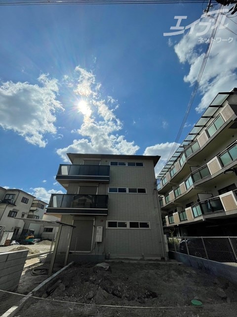  大阪メトロ御堂筋線/江坂駅 徒歩15分 2階 築1年