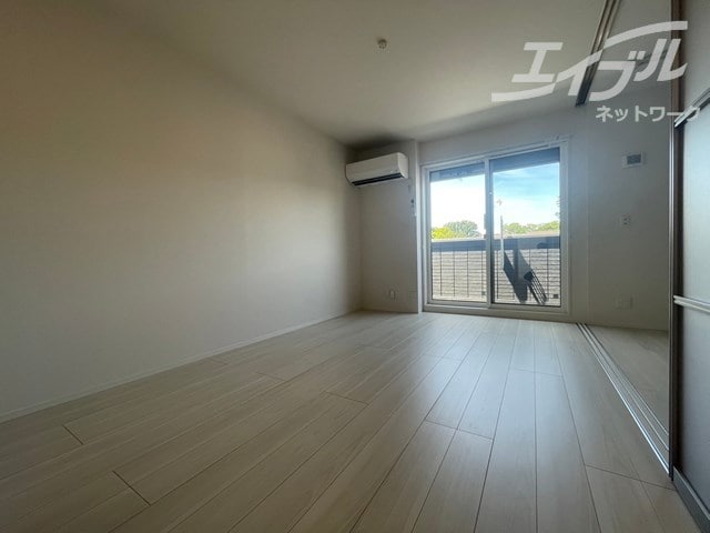  大阪メトロ御堂筋線/江坂駅 徒歩15分 2階 築1年