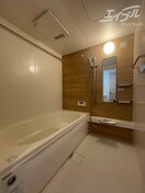  大阪メトロ御堂筋線/江坂駅 徒歩15分 2階 築1年