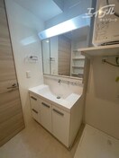  大阪メトロ御堂筋線/江坂駅 徒歩15分 2階 築1年