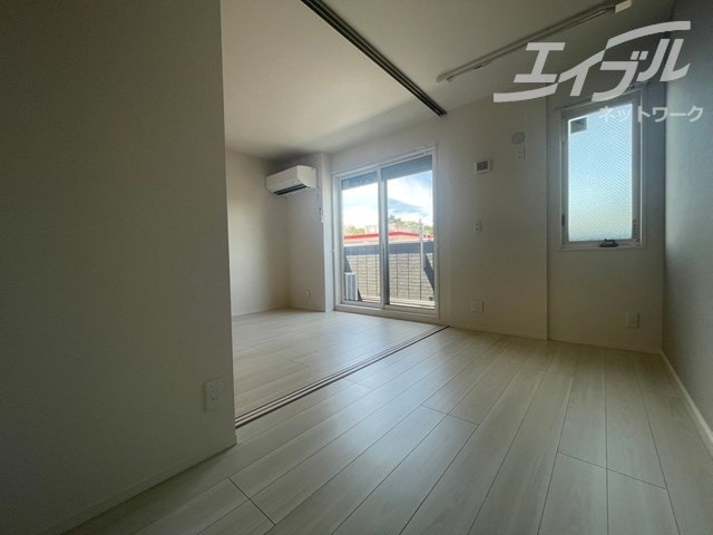  大阪メトロ御堂筋線/江坂駅 徒歩15分 2階 築1年