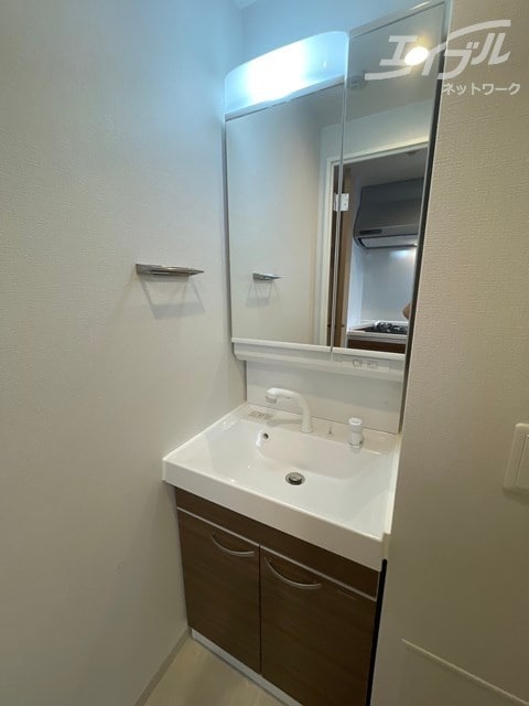  阪急千里線/関大前駅 徒歩9分 4階 築1年