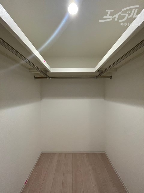  大阪メトロ御堂筋線/江坂駅 徒歩7分 3階 築1年