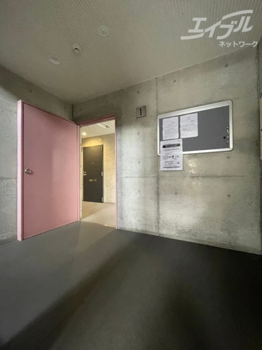  大阪モノレール大阪モノレール線/千里中央駅 徒歩11分 2階 築27年