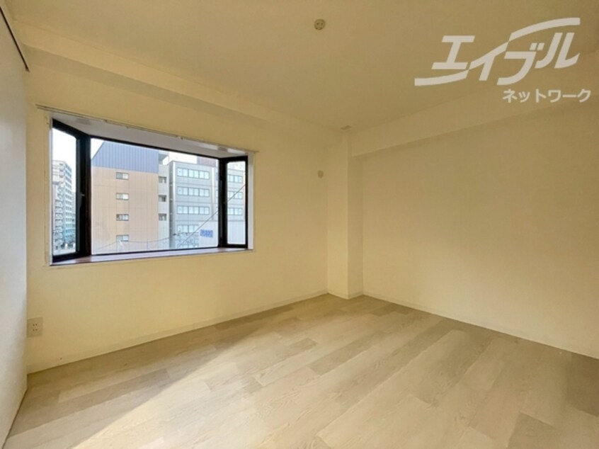  江坂パークビル