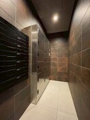  阪急京都線/上新庄駅 徒歩5分 14階 1年未満