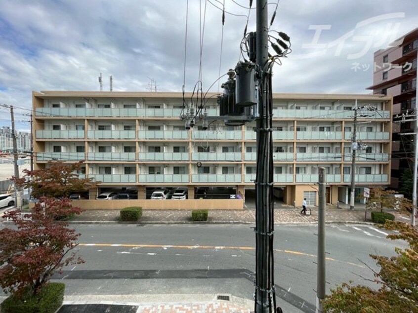  東海道本線<琵琶湖線・JR京都線>/岸辺駅 徒歩3分 11階 1年未満