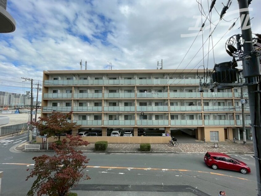  東海道本線<琵琶湖線・JR京都線>/岸辺駅 徒歩3分 11階 1年未満