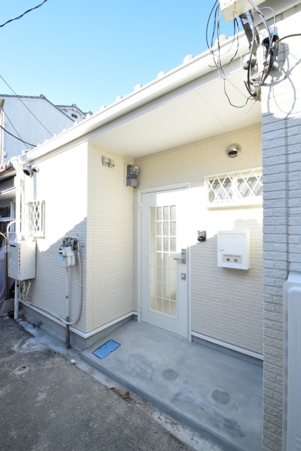  東海道本線<琵琶湖線・JR京都線>/吹田駅 徒歩5分 1階 築48年