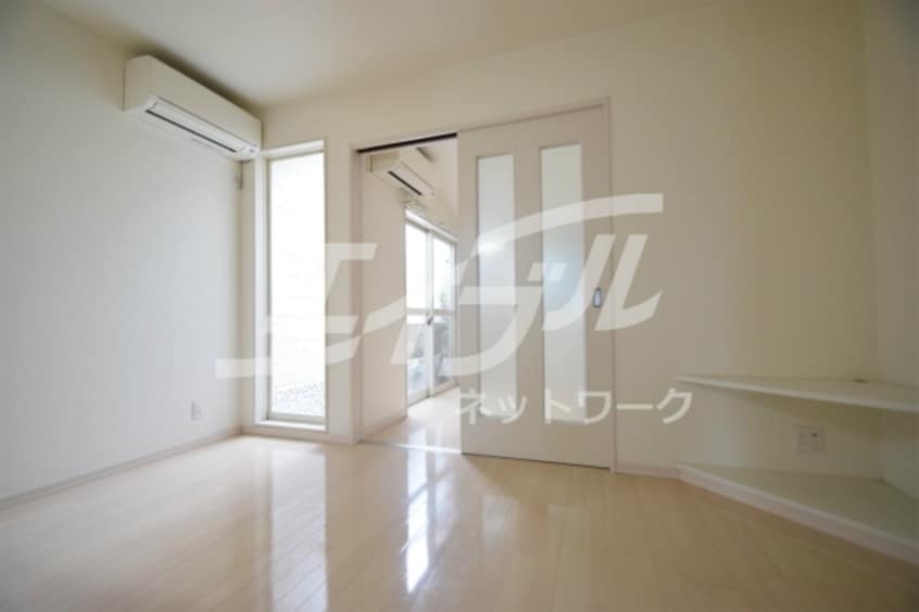  東海道本線<琵琶湖線・JR京都線>/吹田駅 徒歩5分 1階 築48年