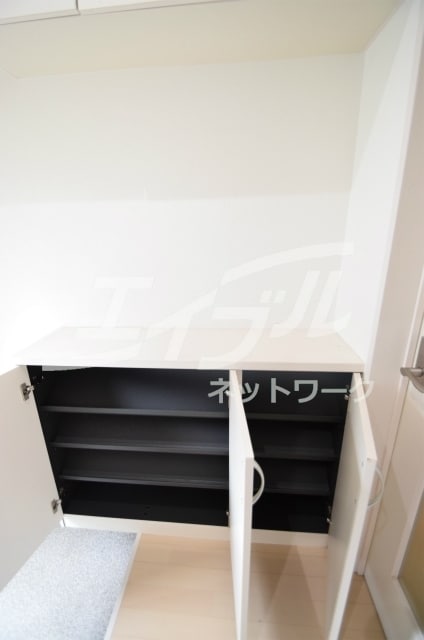  東海道本線<琵琶湖線・JR京都線>/吹田駅 徒歩5分 1階 築48年